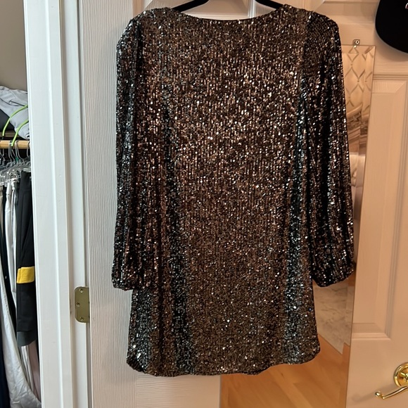 Gunmetal sequin dress.. excellent condition. Worn only once. - Picture 6 of 10
